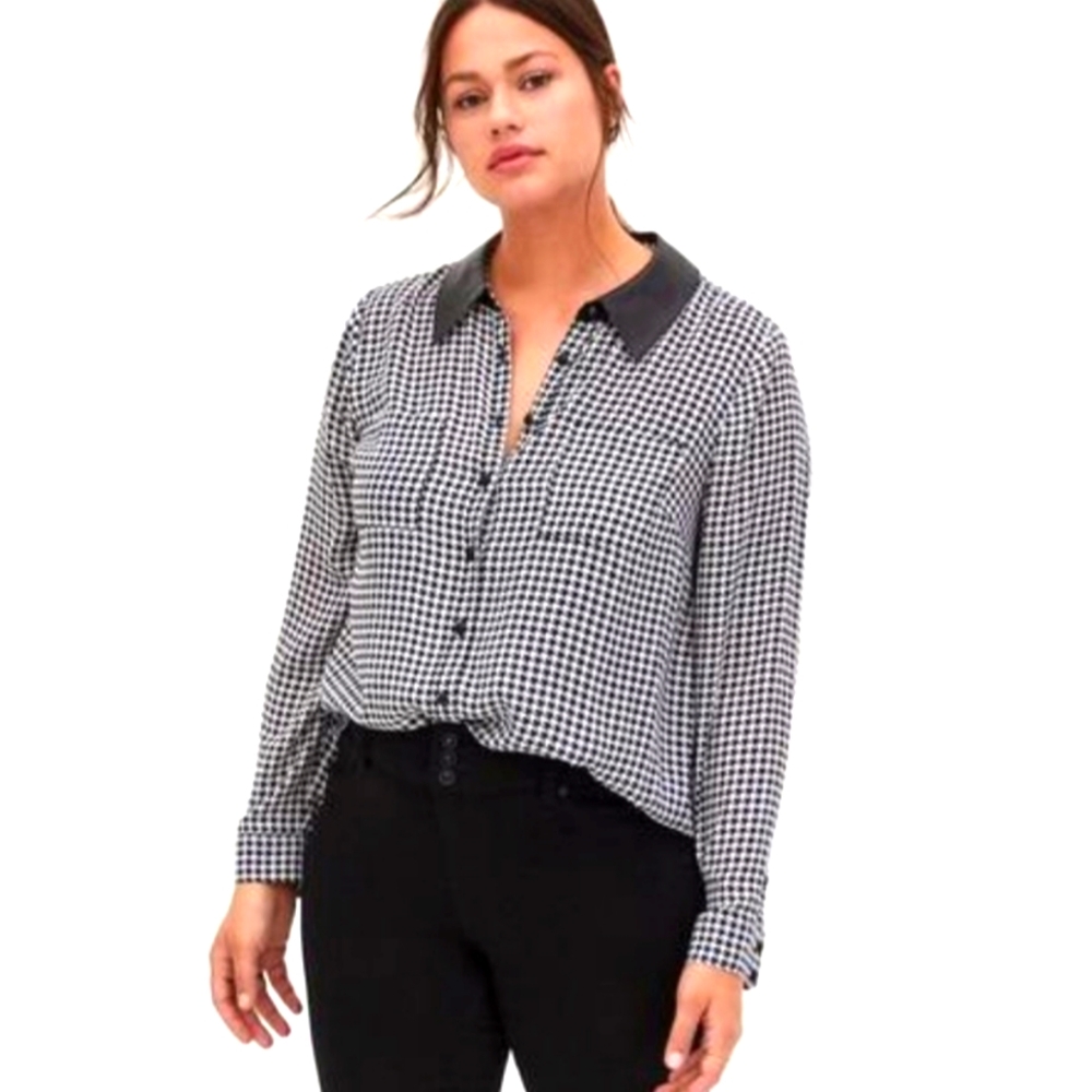 Torrid Madison- Black & White Houndstooth Blouse Size 2